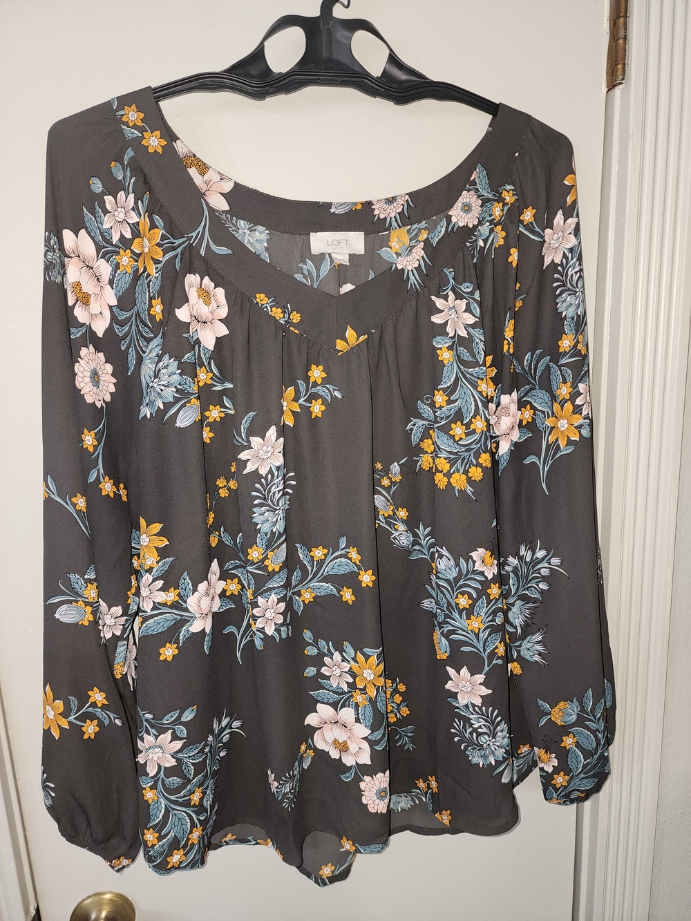 LOFT Black Floral Long-Sleeve Split-Neck Blouse